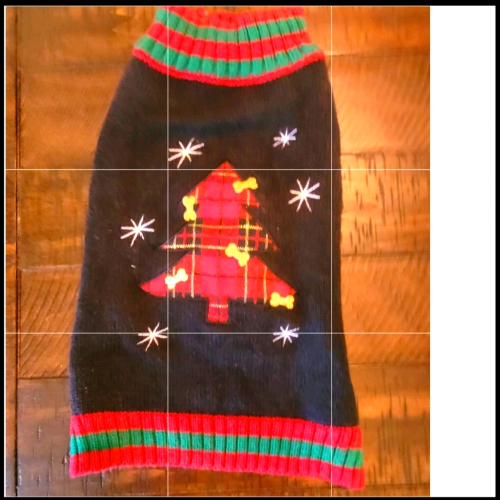 Forever Friends dogs Christmas Sweater  Used / Size / Medium